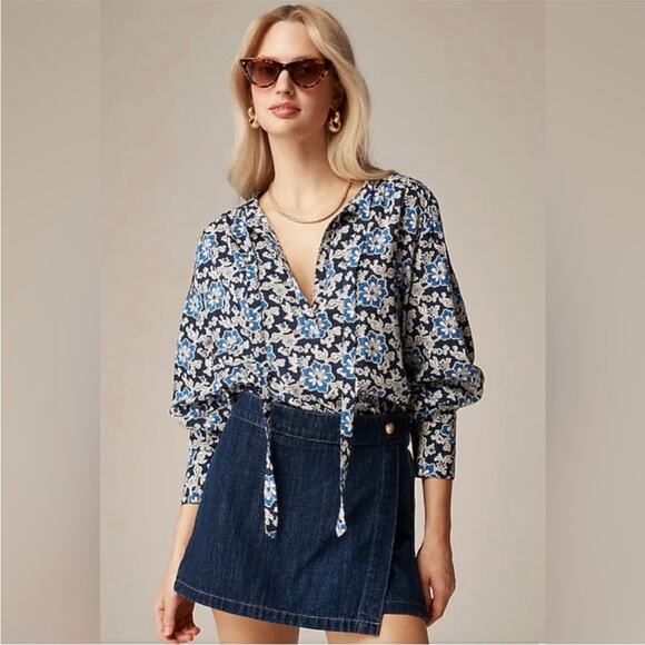 NWT J. Crew Blue V-Neck Tie Top in Floral Cotton-Blend Dobby Small CA589 New - Picture 1 of 16